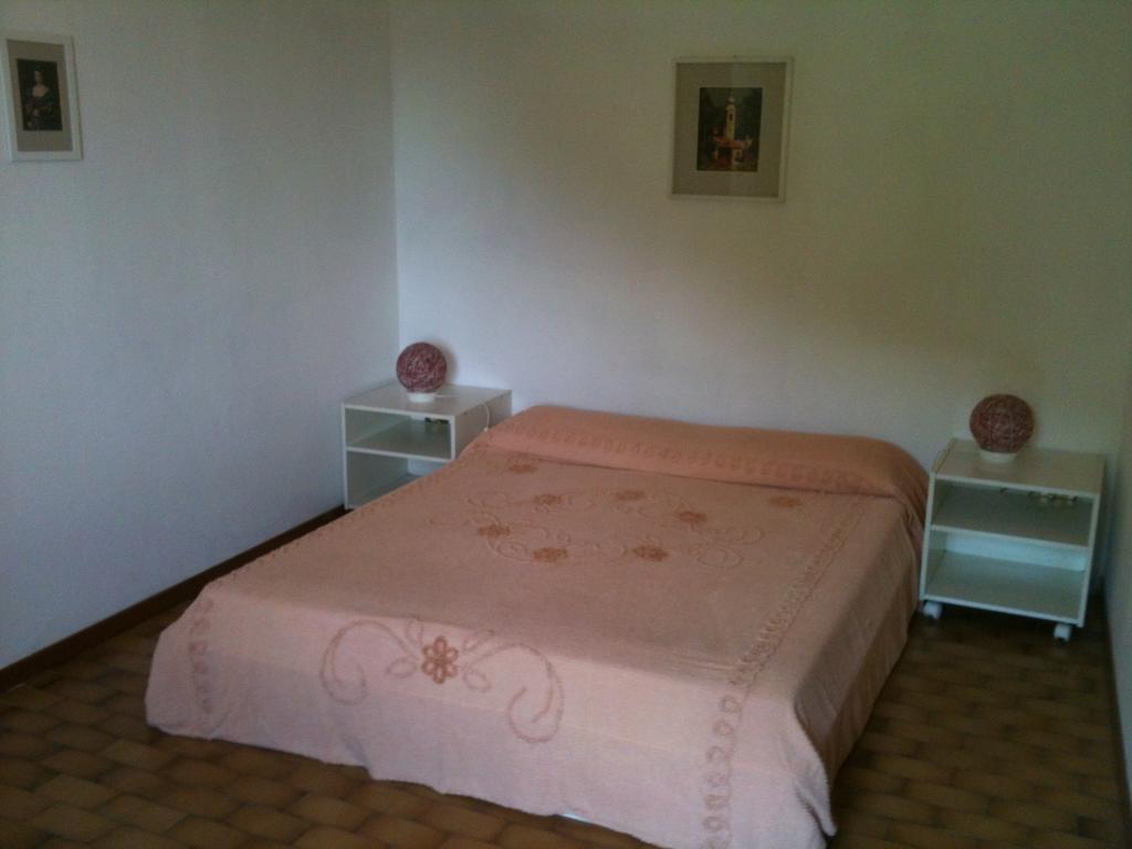 Casa Monastero Appartement Menaggio Kamer foto