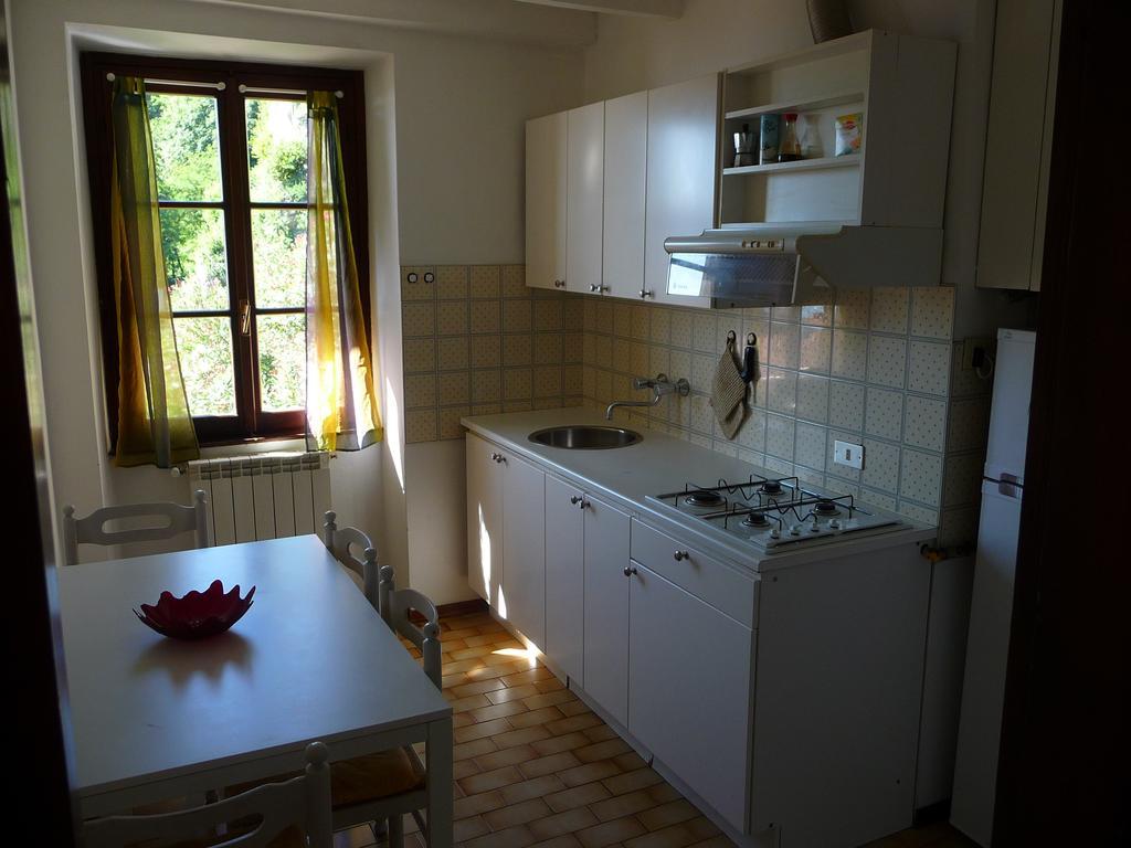 Casa Monastero Appartement Menaggio Kamer foto
