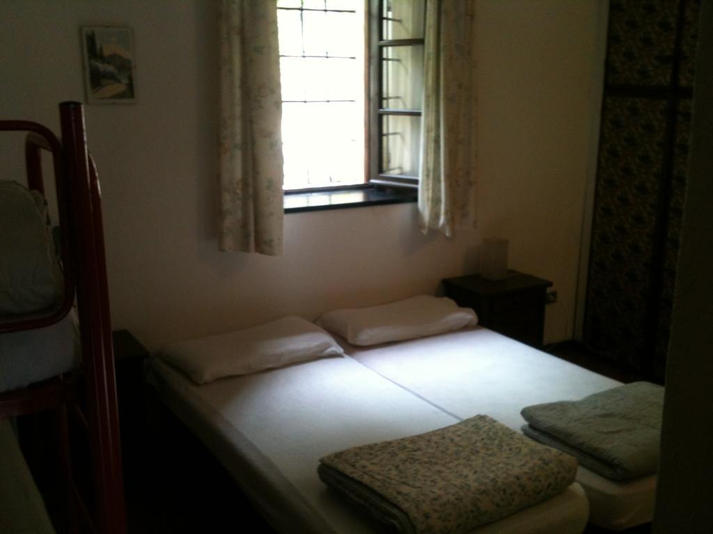 Casa Monastero Appartement Menaggio Kamer foto